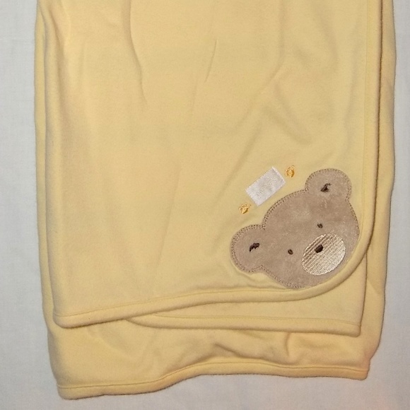 Carter's 3-6 Months 2 Pc Set Romper & Blanket - Picture 3 of 3